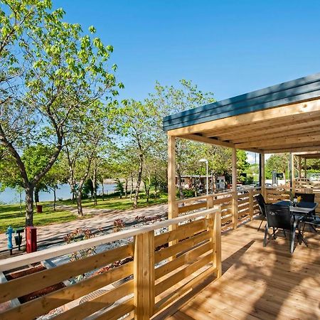 Eurocamp Mobile Homes At Campsite Puntica ฟุนตานา ภายนอก รูปภาพ